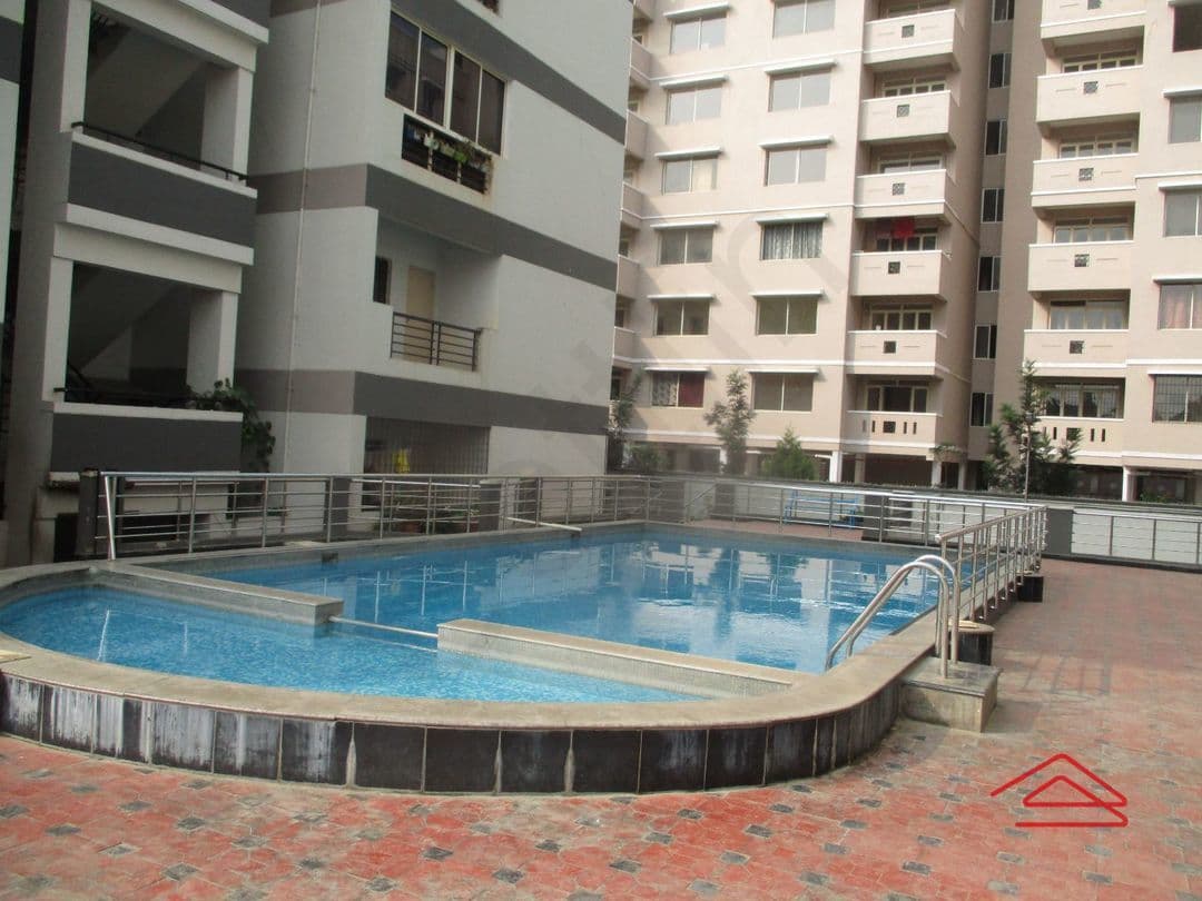 Project: SwimmingPool