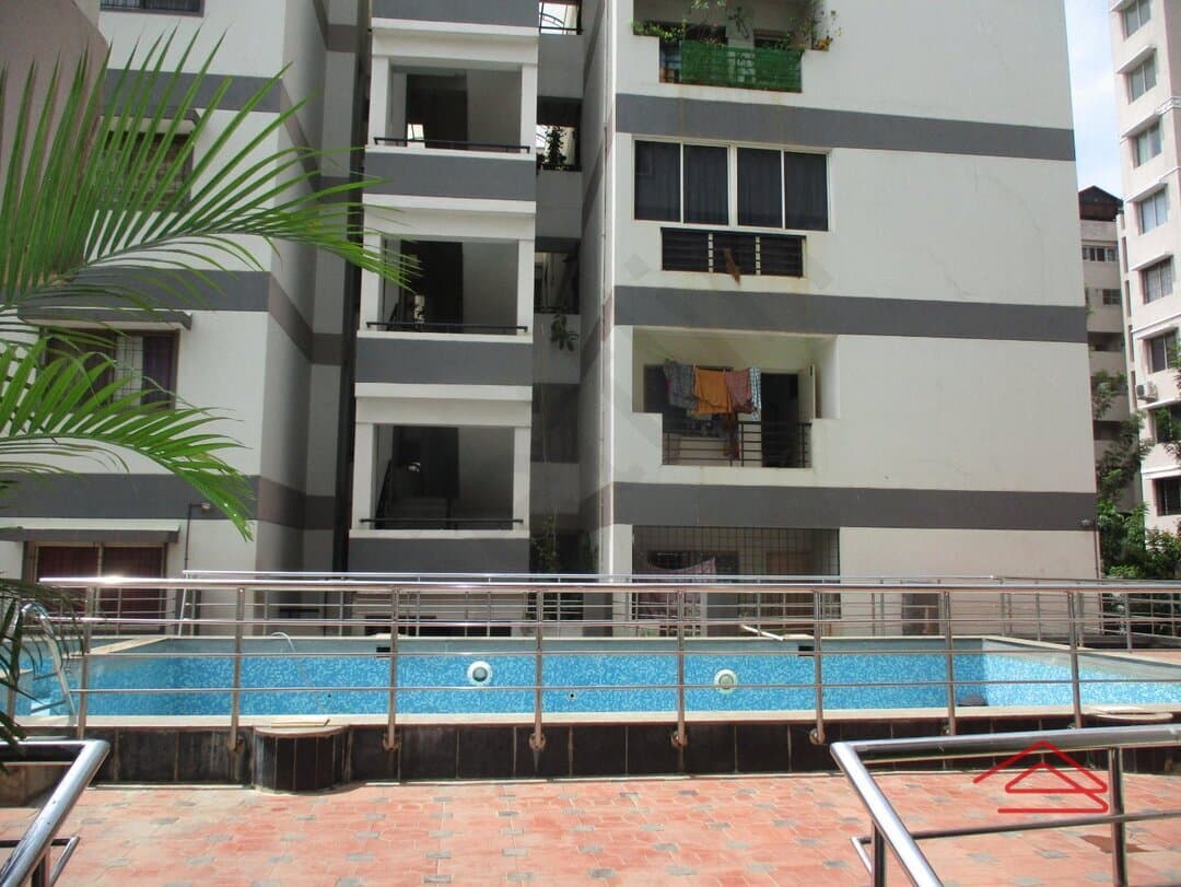 Project: SwimmingPool