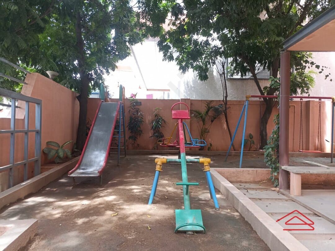 Project: KidsPlayArea