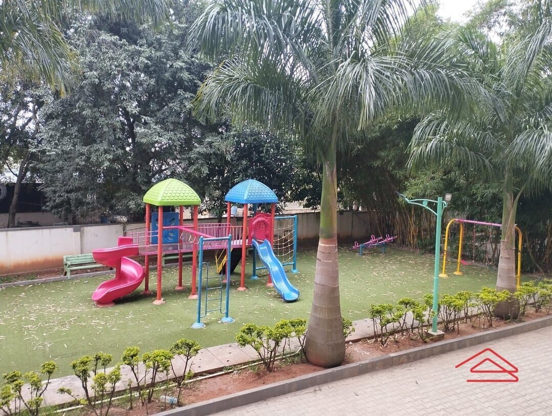 Project: KidsPlayArea