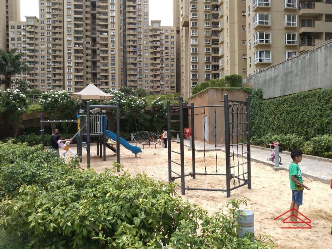 Project: KidsPlayArea