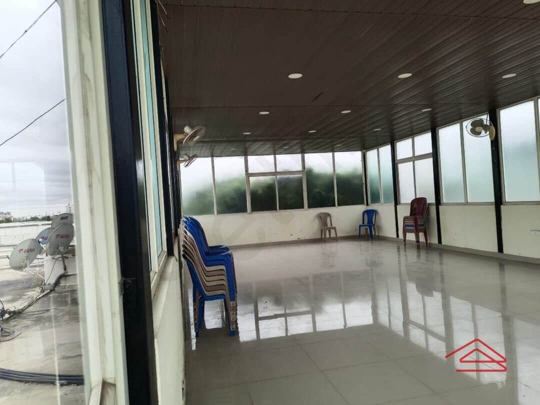 Project: PartyHall