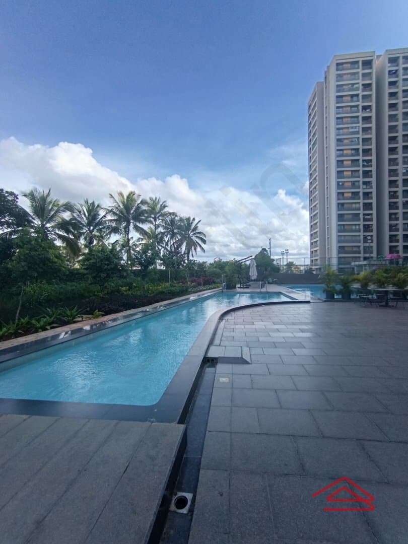 Project: SwimmingPool