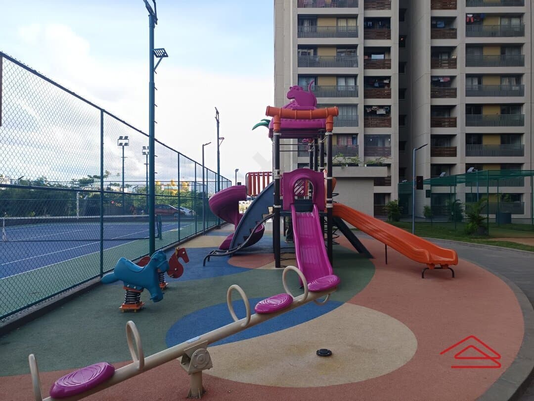 Project: KidsPlayArea