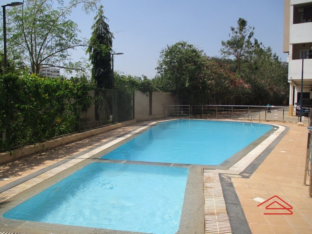 Project: SwimmingPool