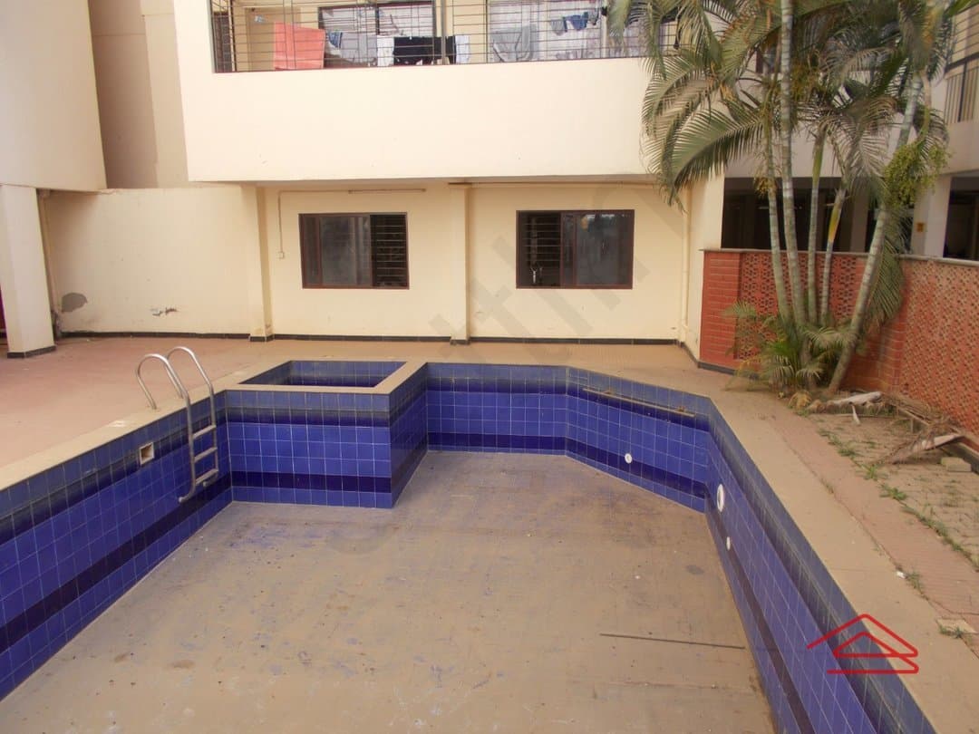 Project: Swimmingpool