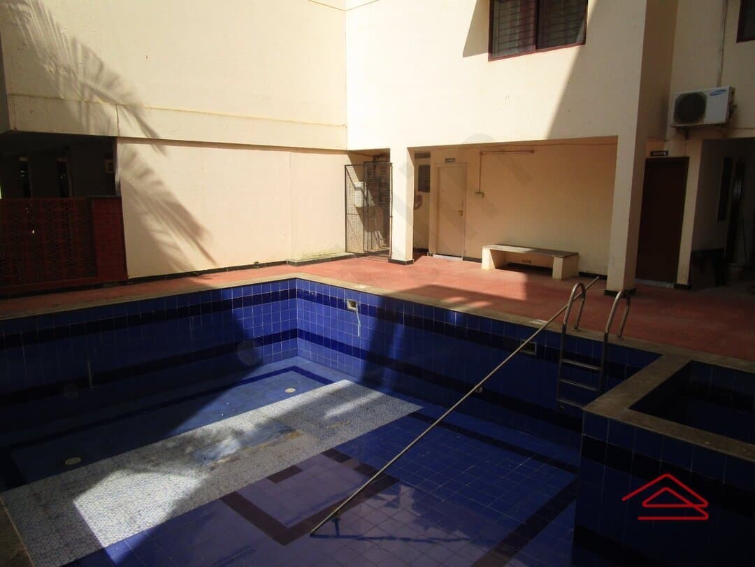 Project: Swimmingpool