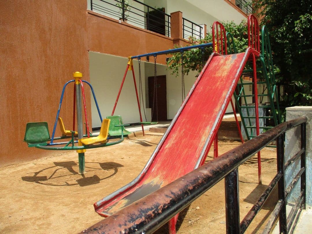 Project: KidsPlayArea