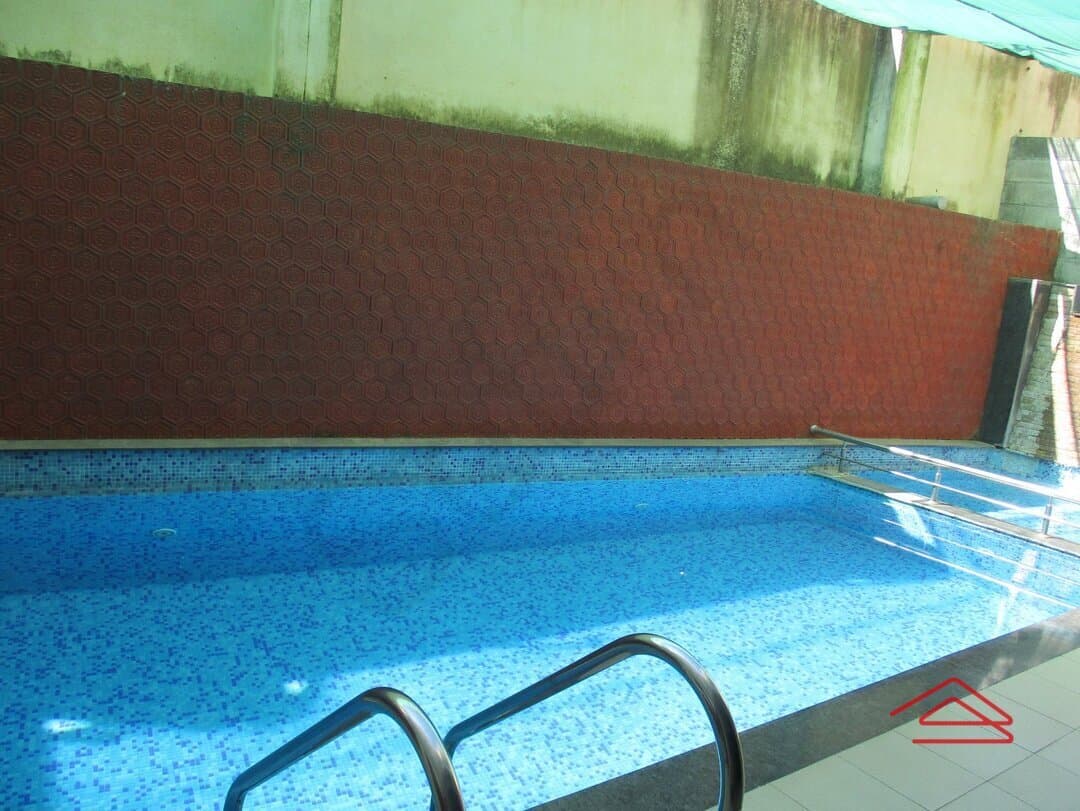 Project: SwimmingPool