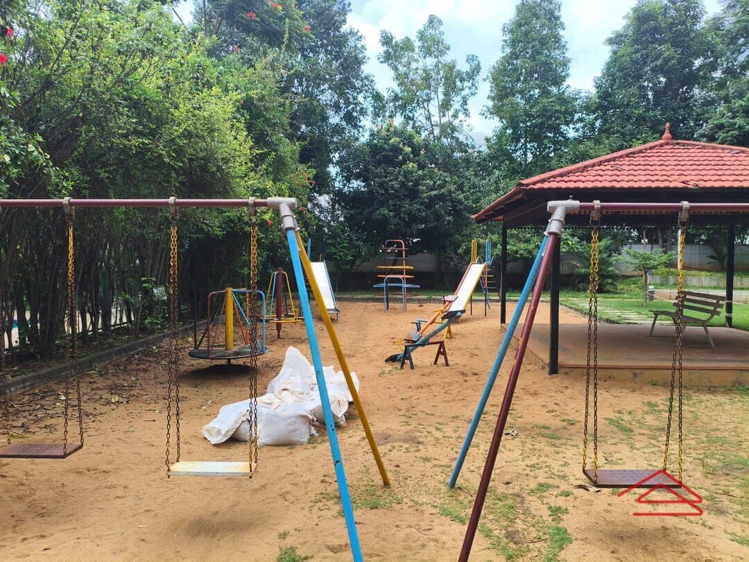 Project: KidsPlayArea