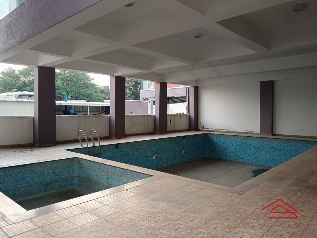 Project: SwimmingPool