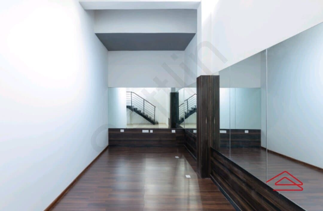 Model Flat Images