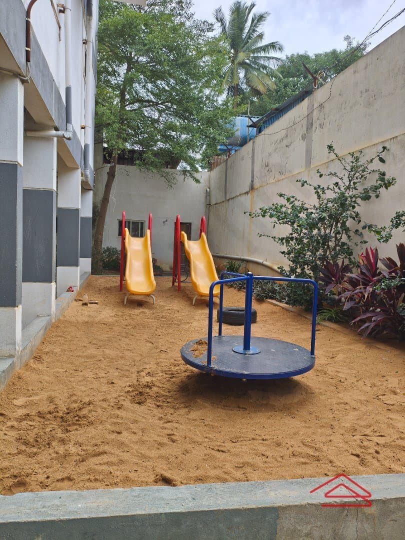 Project: KidsPlayArea