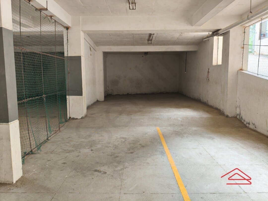 Project: BadmintonCourt