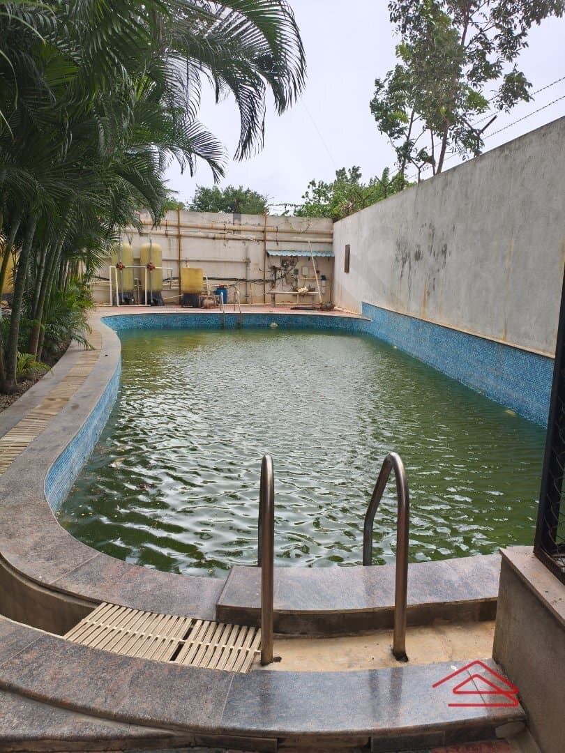 Project: SwimmingPool