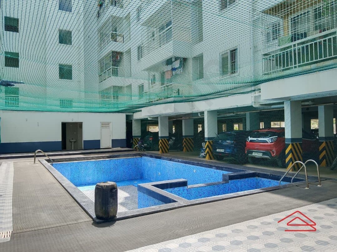 Project: SwimmingPool