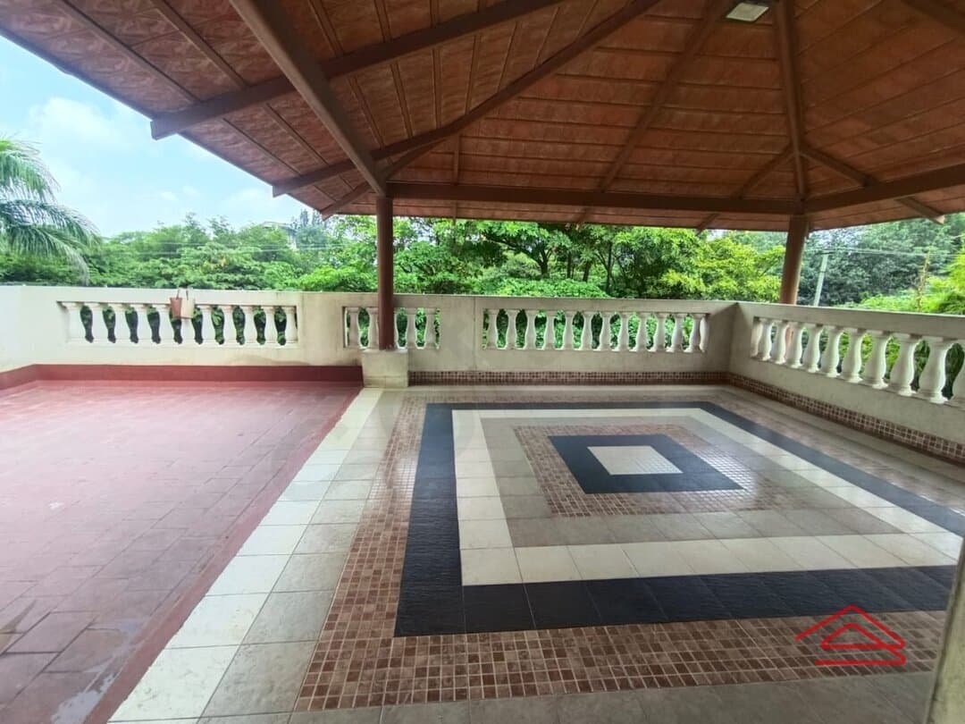 Project: PartyHall