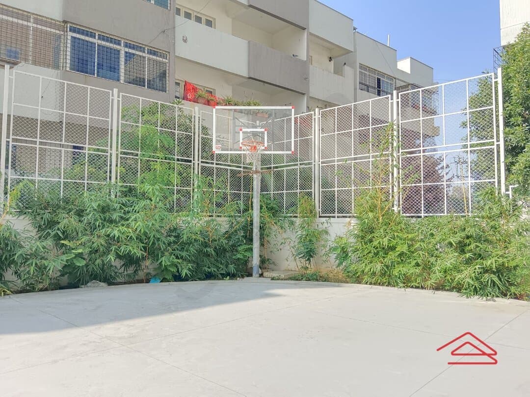 Project: Basketballcourt