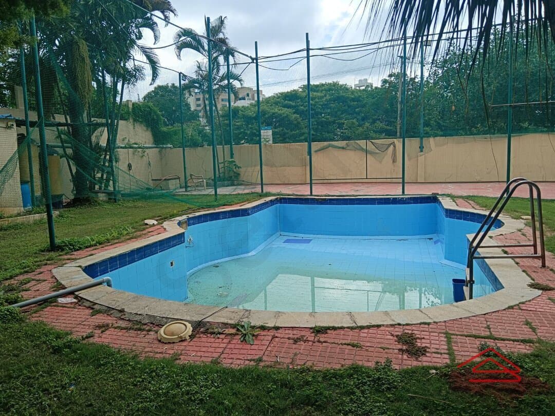 Project: Swimmingpool