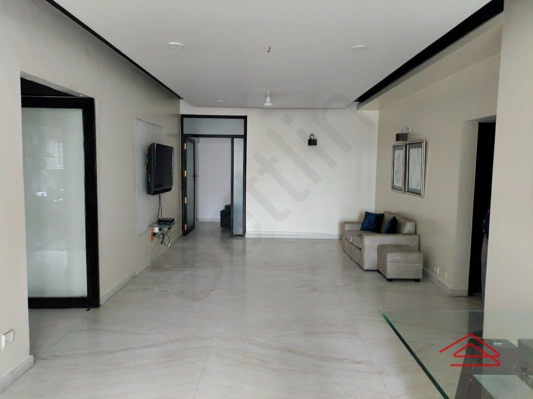 Hall 1