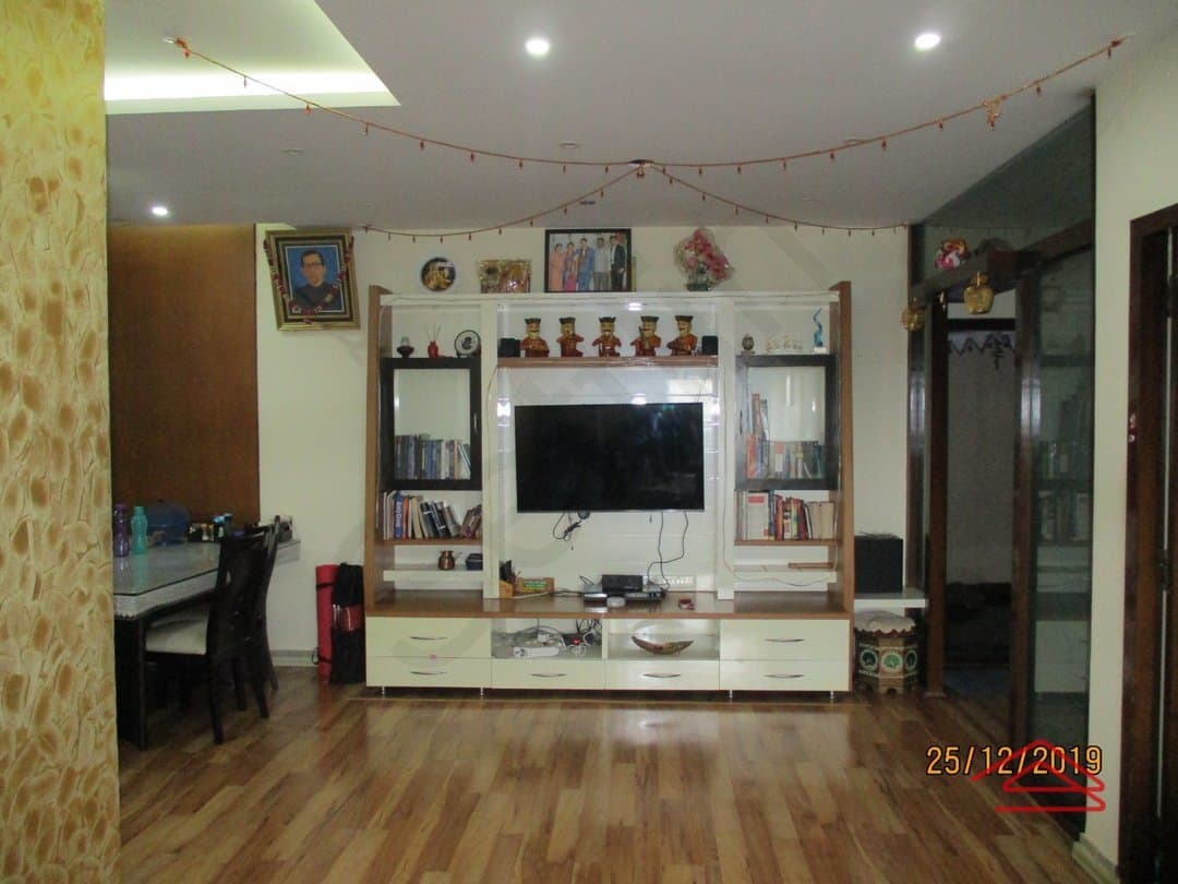 Hall 1