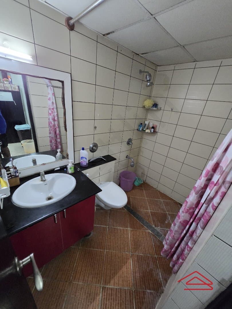 Bathroom 2