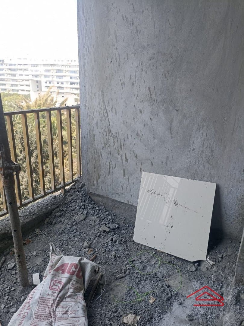 Balcony 2