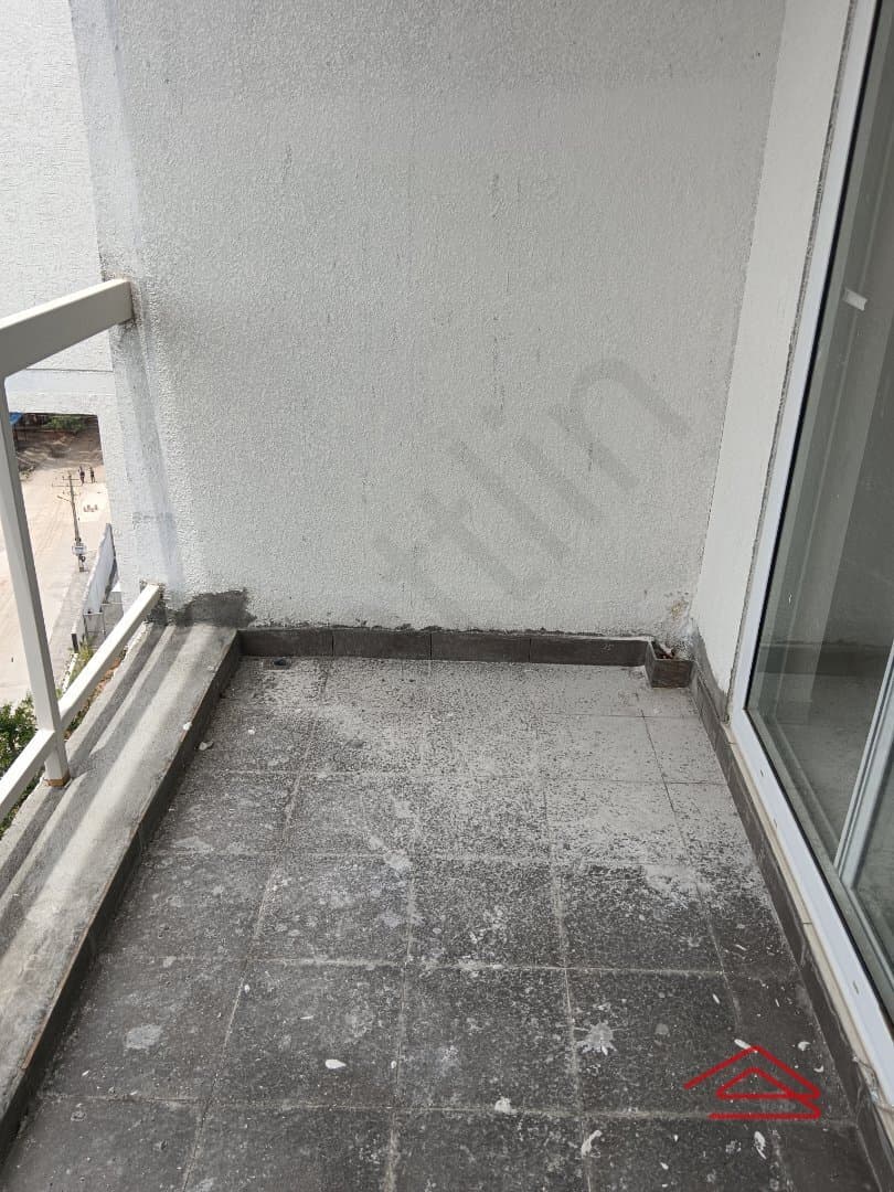 Balcony 2