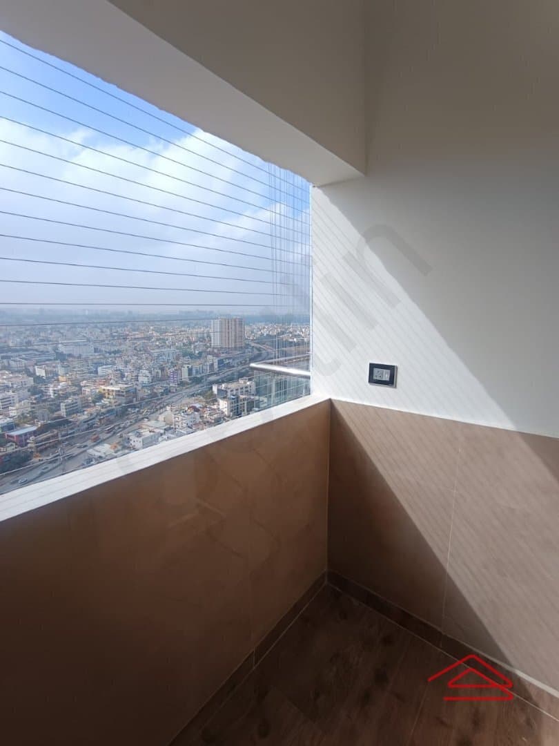 Balcony 3