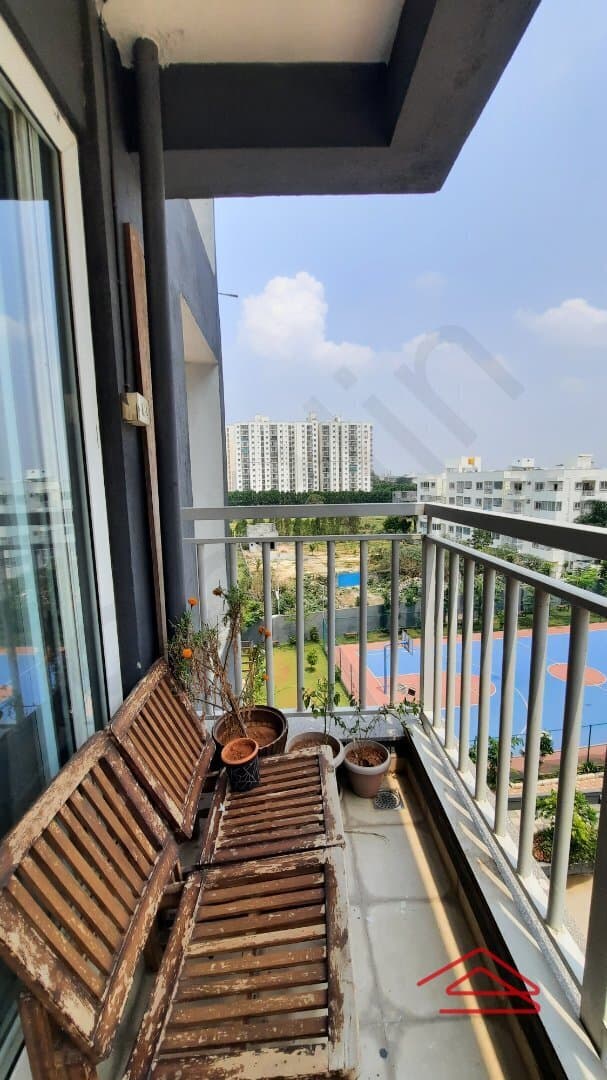 Balcony 2