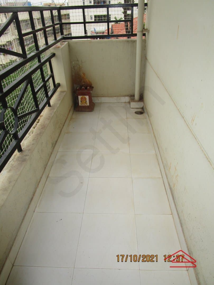 Balcony 3