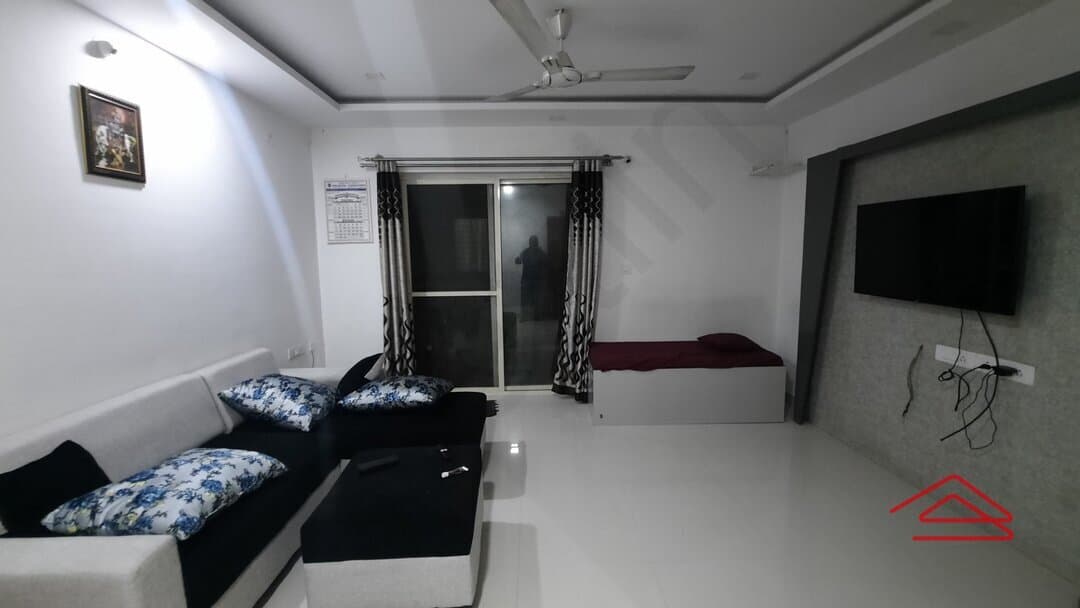 Hall 1