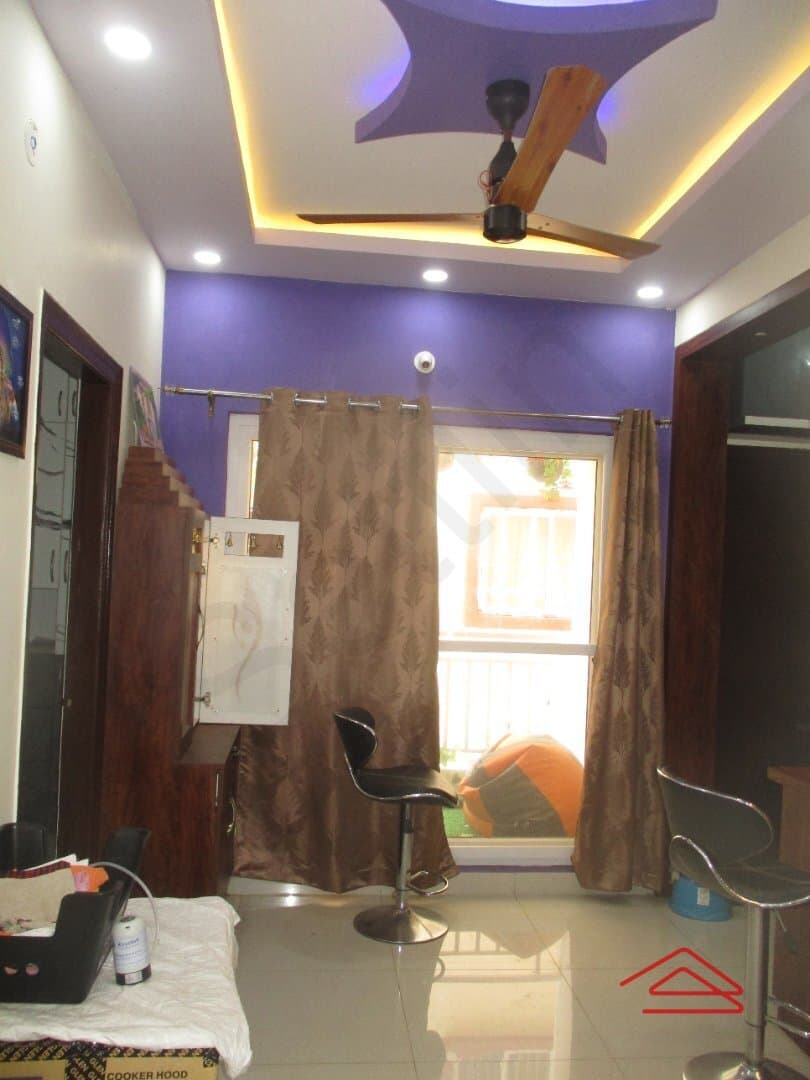 Hall 1