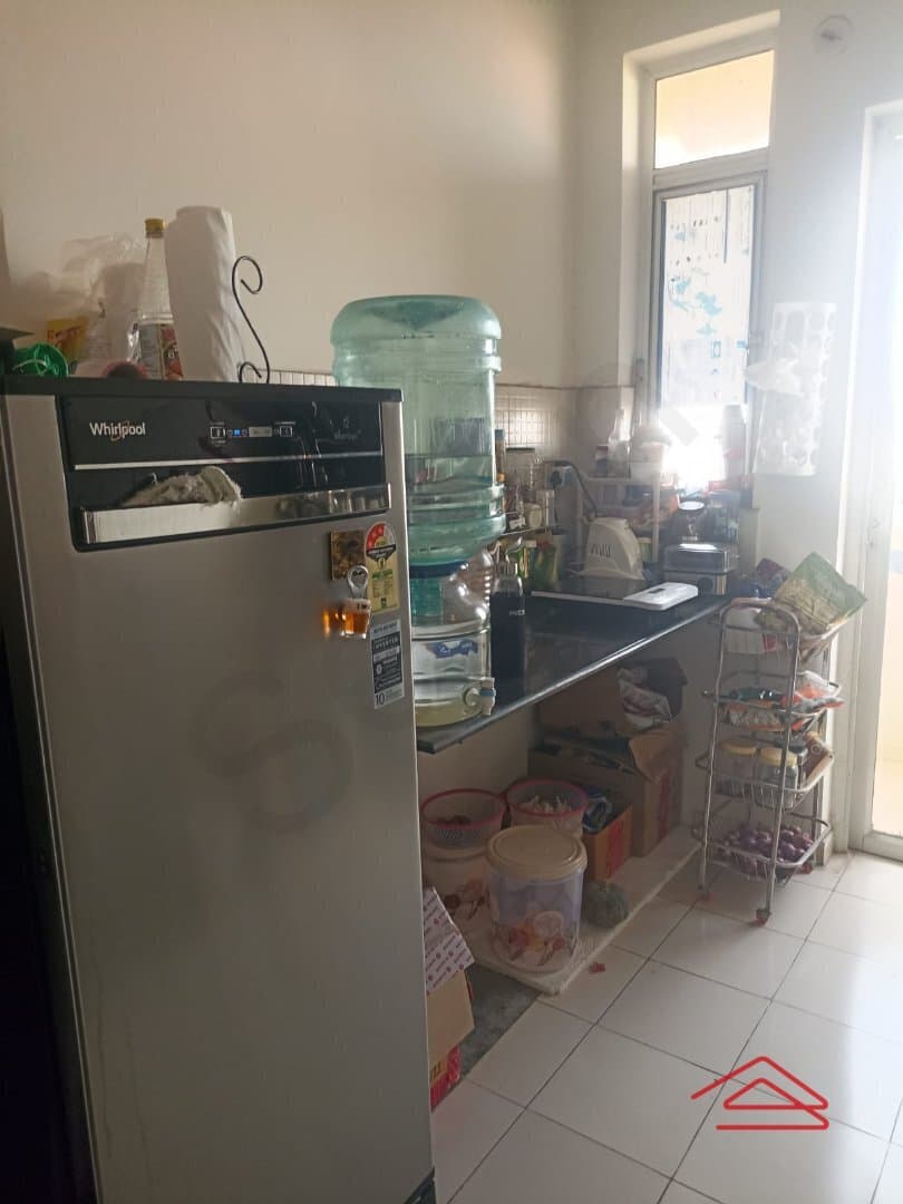 Kitchen 1