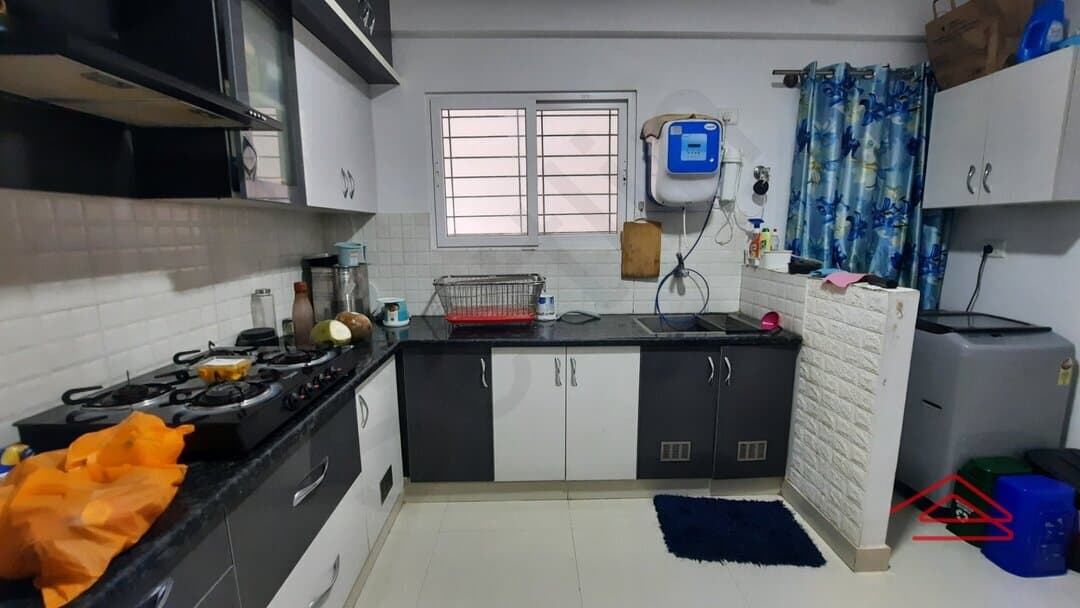 Kitchen 1