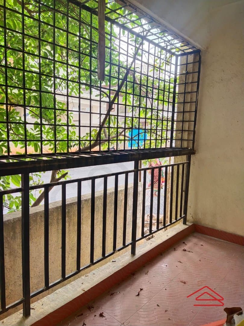 Balcony 4