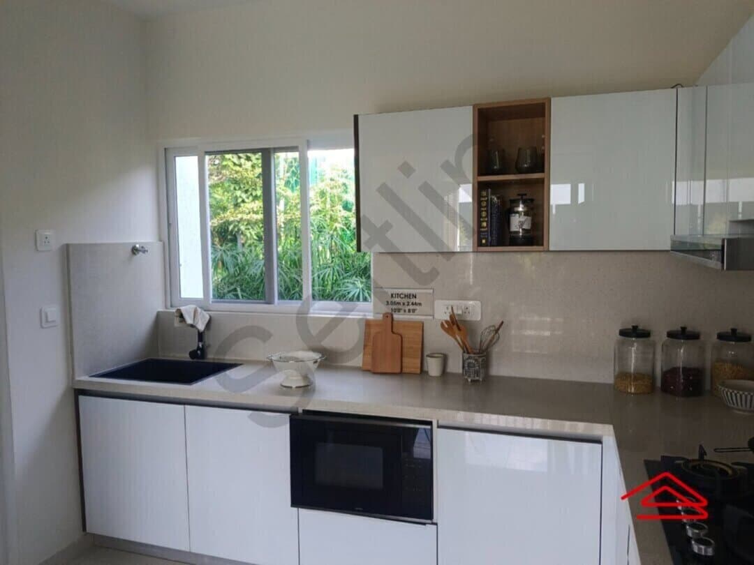 Kitchen 1