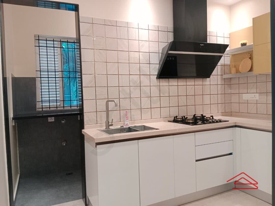 Kitchen 1
