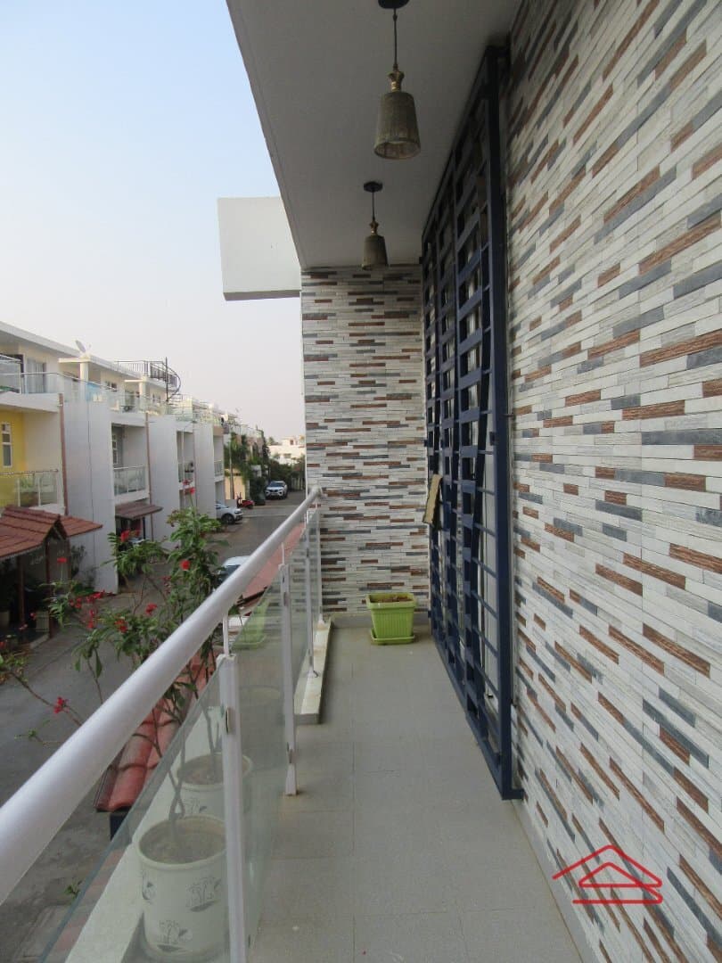 Balcony 1