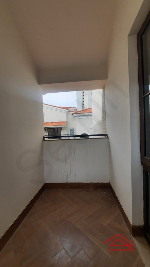 Balcony 3