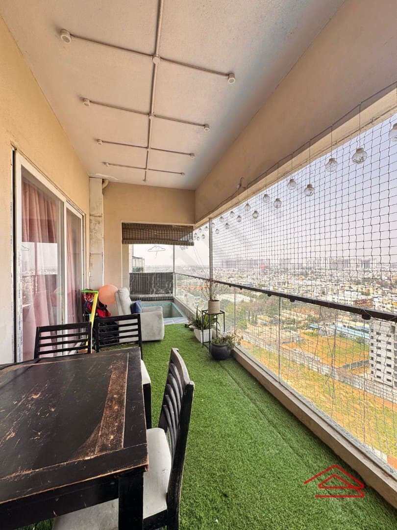 Balcony 1