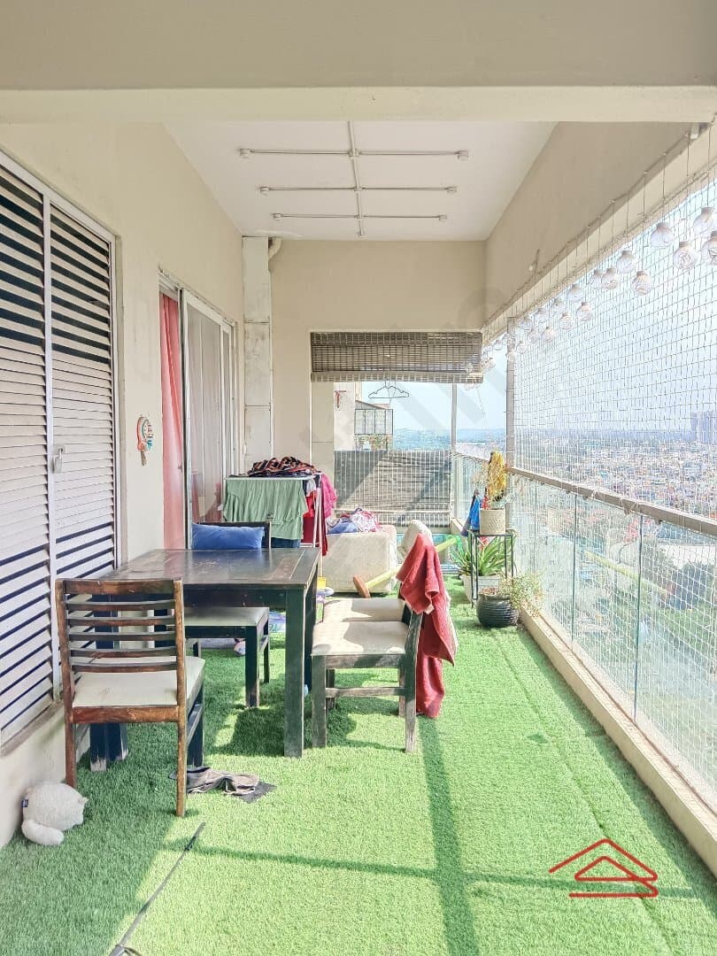 Balcony 1