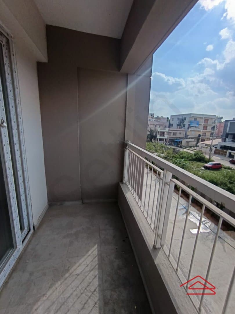 Balcony 3