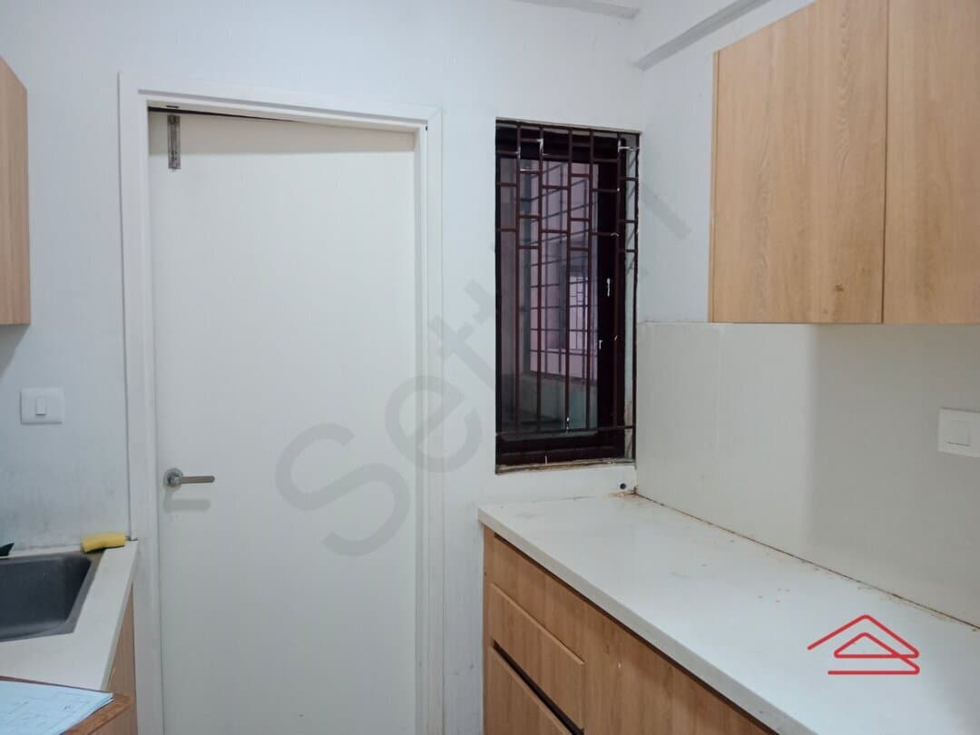 Kitchen 1