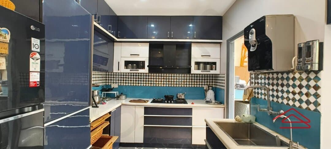 Kitchen 1
