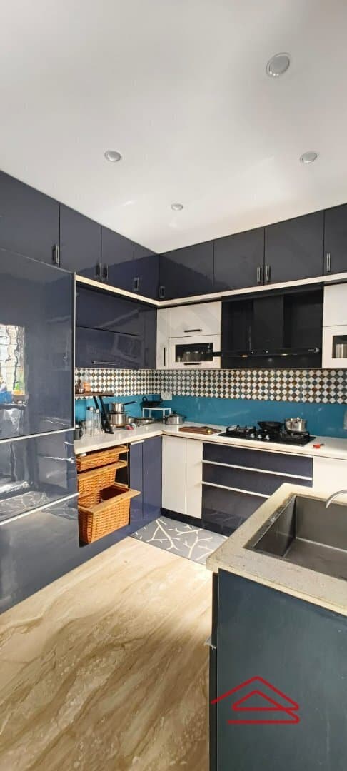 Kitchen 1