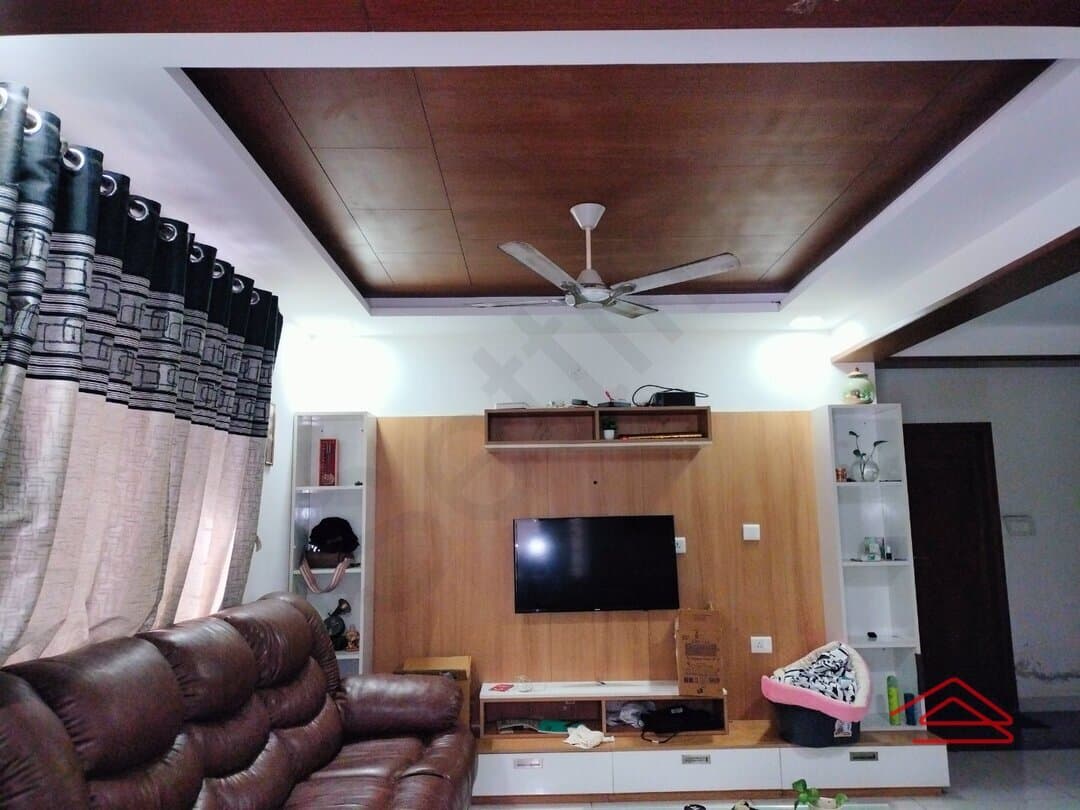 Hall 1