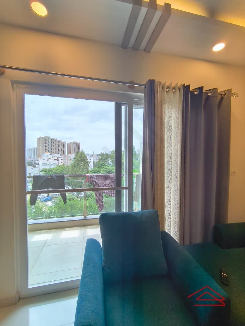 Balcony 2