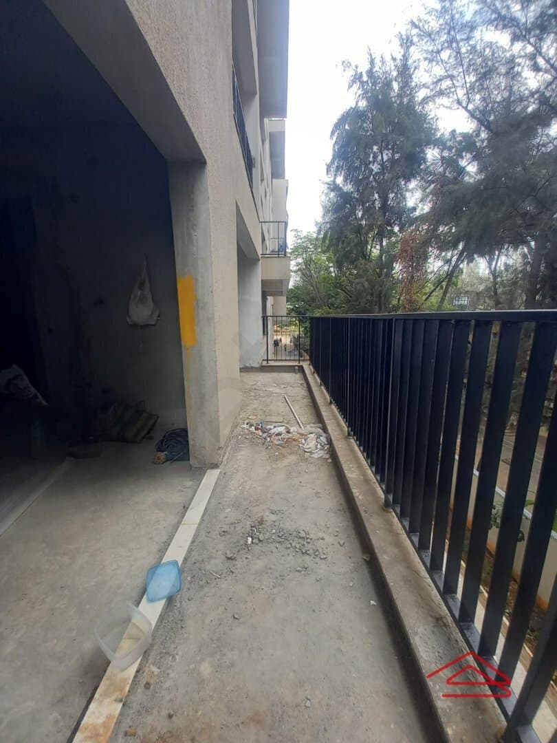 Balcony 2
