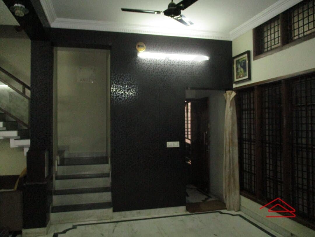 halls 1